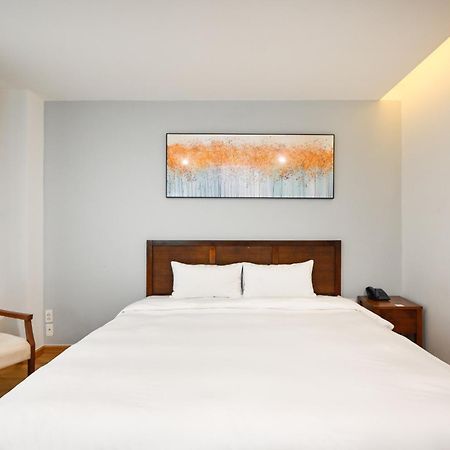 Pearl Central Hotel- Near Nguyen Hue Street 호치민 외부 사진